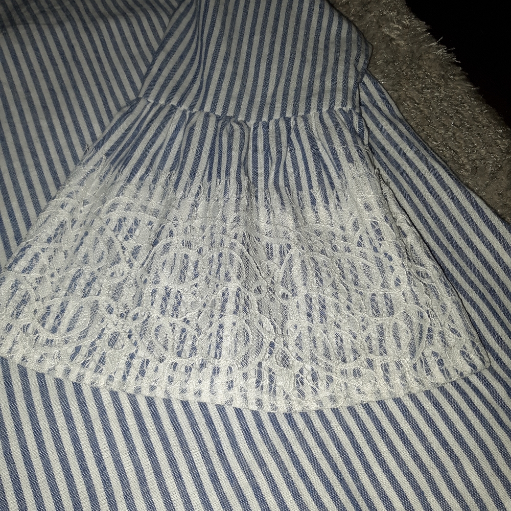 Blue Blouse - Picture 3 of 4